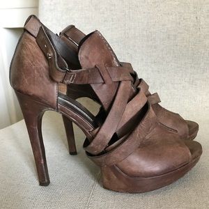 Vera wang cara bootie Clearance